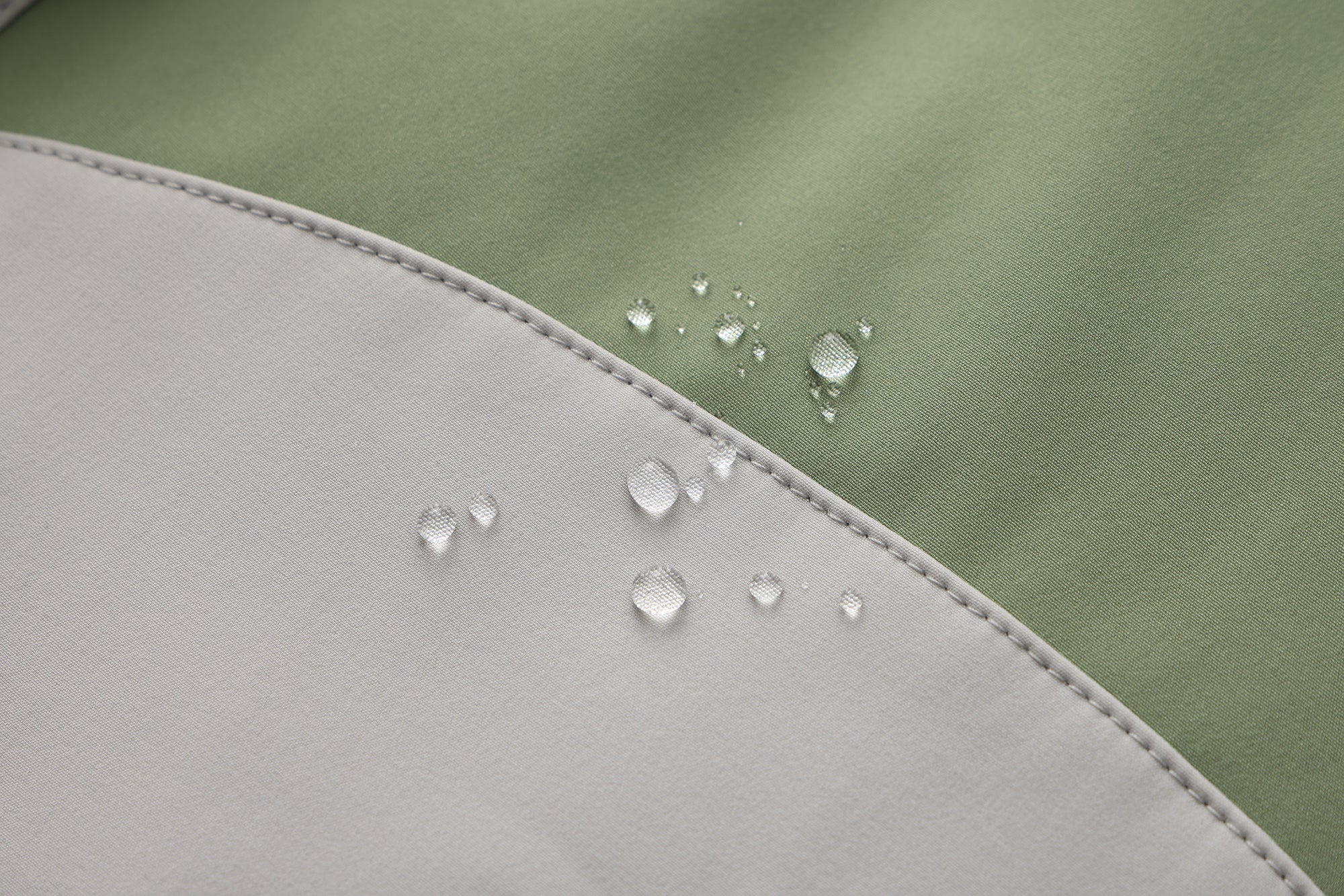 Veste softshell coupe‑vent avec capuche - Vert